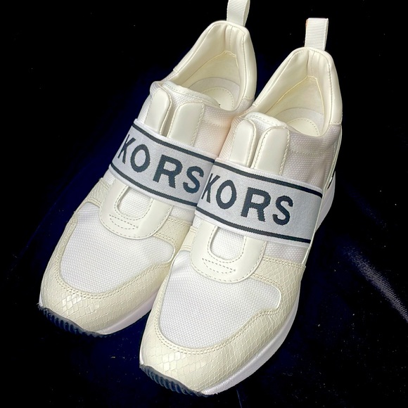 MICHAEL KORS CROC LEATHER LOGO HIGH TOP PLATFORM SNEAKERS - 8.5 - NEW !!๐ฅ๐ - Picture 12 of 12